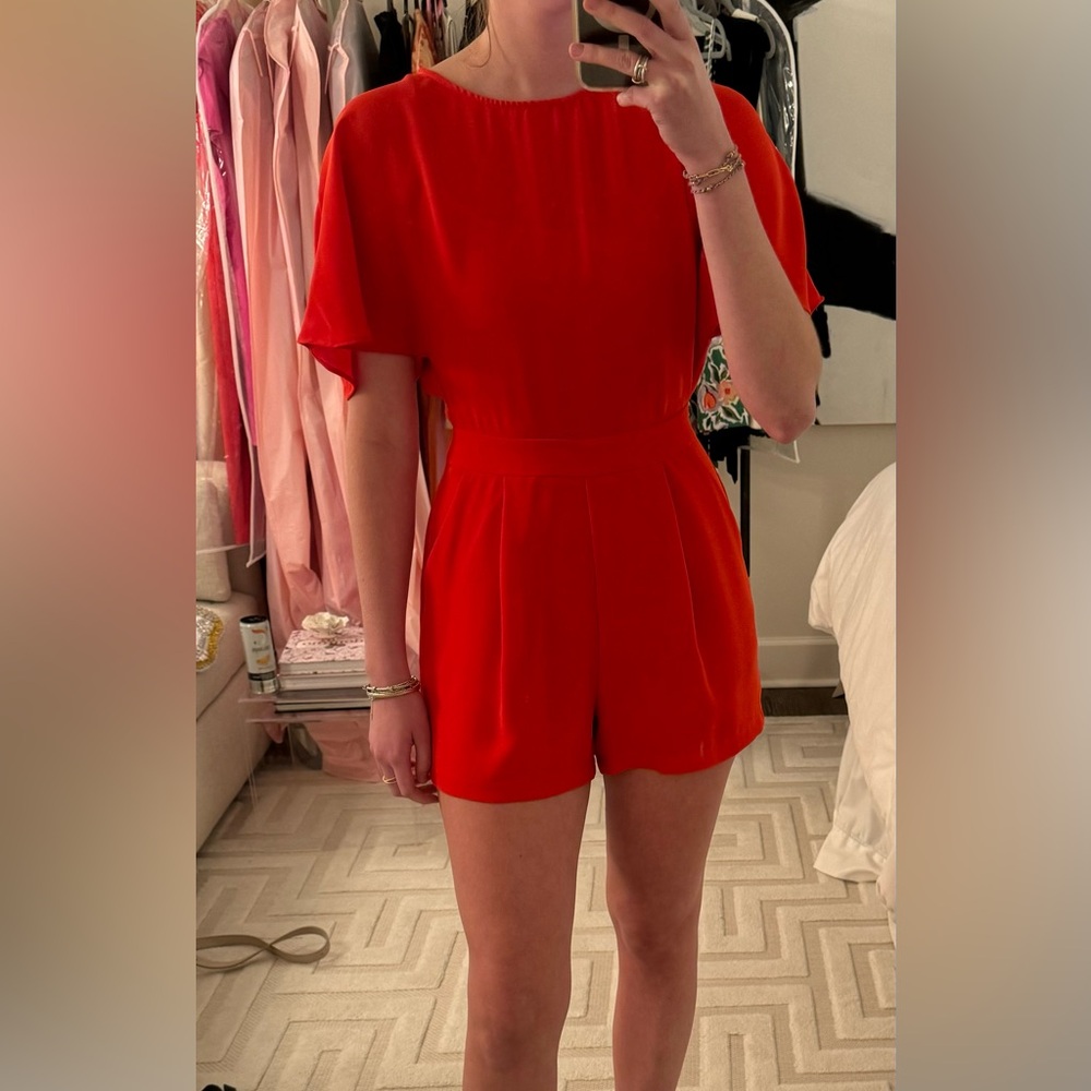 Adelyn Rae Red/Orange Romper Size Small